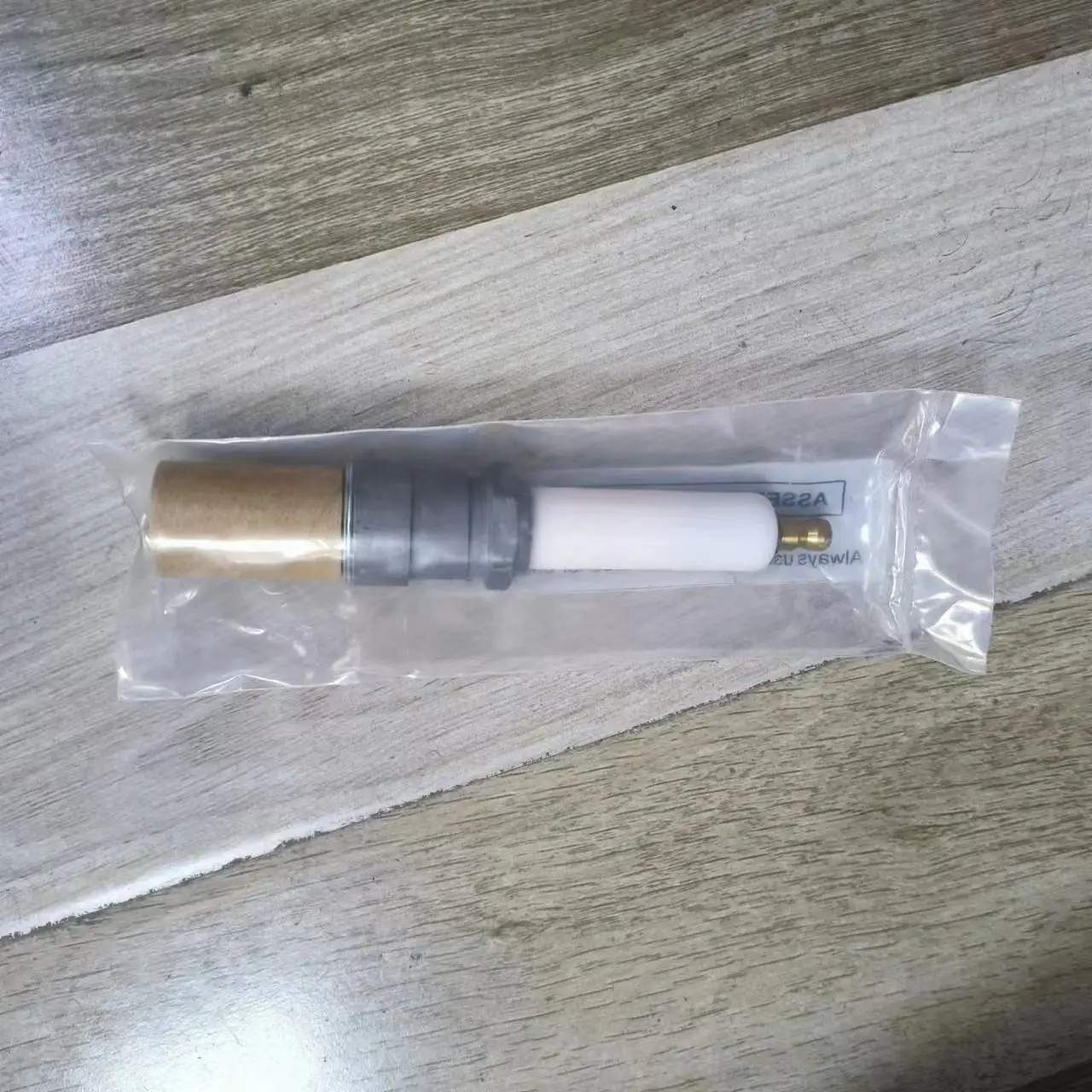 346-5123 3465123 Свеча зажигания подходит для генераторной установки G3516B G3516C G3516E G3520C G3512E новый запас может быть отправлен быстро