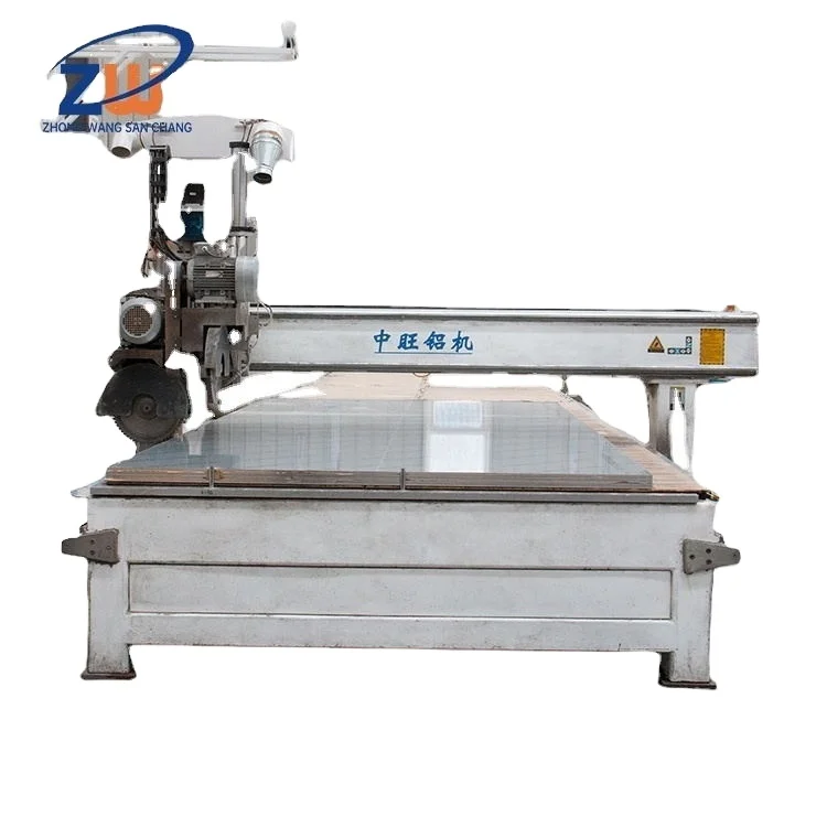 High Quality Digital Control CNC Panel Automatic Cutting Table Saw Machine