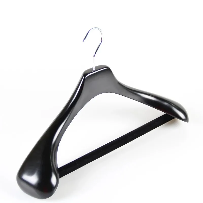 Luxury High Quality Wide Shoulders Wooden Suit Hangers For Mens Clothes