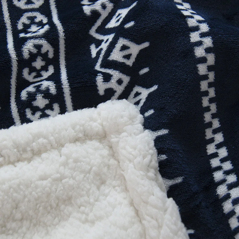 100% Polyester woolen Fleece Christmas Snowflake Reindeer Throw Blanket Christmas Blanket for gifts