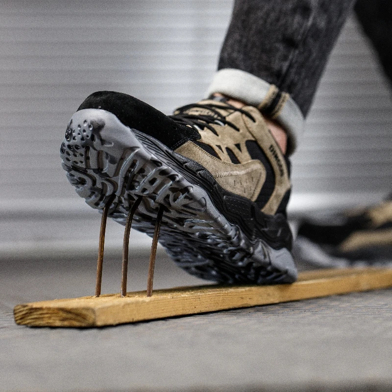 OEM/ODM  Flying Woven Breathable Mid-Top Anti-Smashing Soft Non-Slip Work Safety Shoes