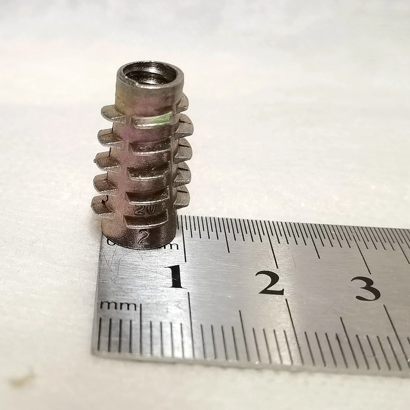 1/4*20mm zinc alloy  nut Countersunk Head Zinc Alloy Furniture Screw-in Nut Zinc Alloy Threaded Furniture Wood Insert Nut