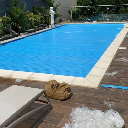 Automatic transparent blue color slats  pool cover with 12v tubular motor for existing pool or new pool
