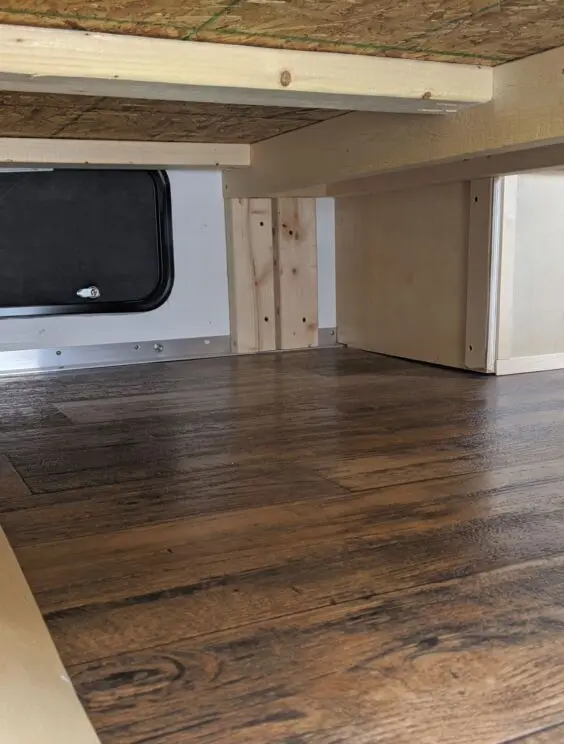 Sale compact Off-road caravan manufacture rv camper travel trailers camping trailer caravan with entertainment for sale