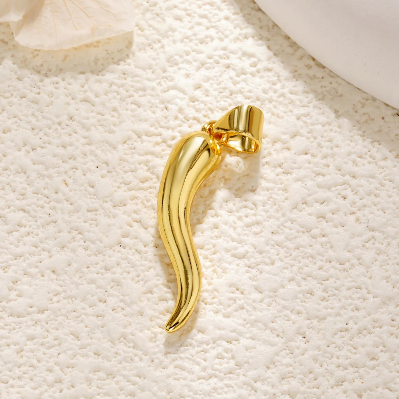 LS-C3414 Hot selling tiny cute pendant for DIY jewelry colorful enamel charm for girl boy pepper charms star
