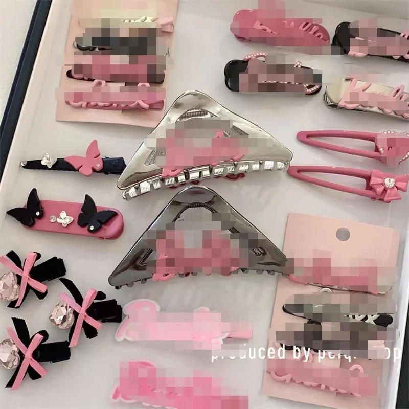 2023 Barbe Sweet Girl Letter Triangle Grab clip shark clip bow hair clips Heart bangs clip hair accessories