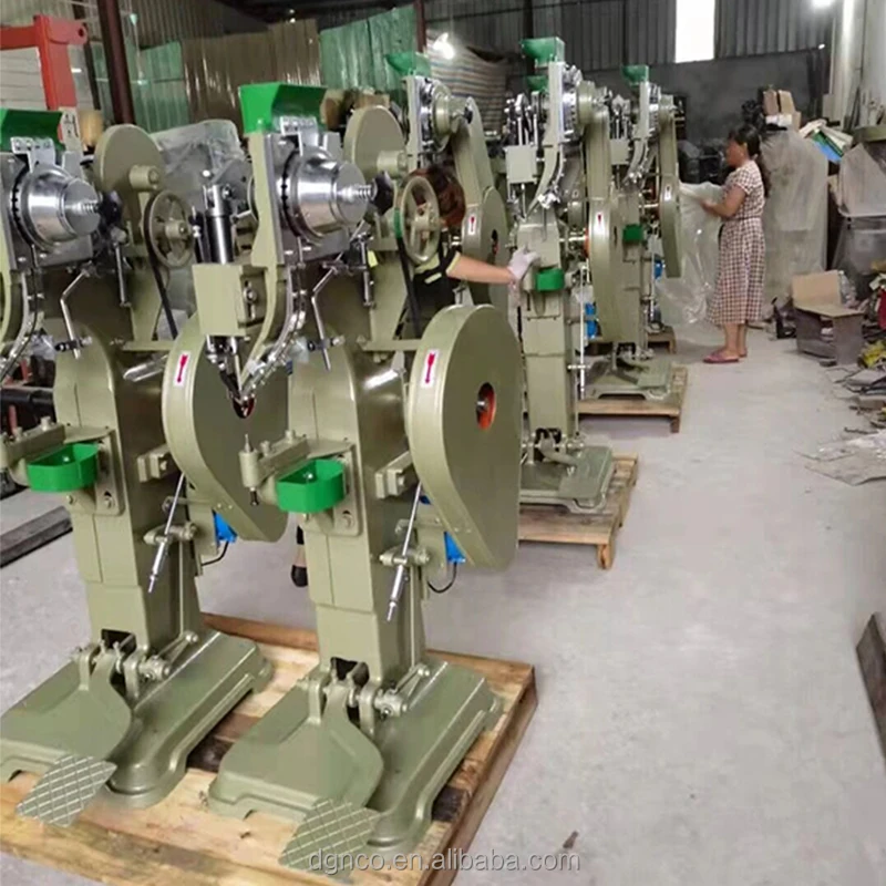 Automatic Double Head  Electric Clutch Plate Brake and Clutch Brake Pad  Riveting  machine, Car Clutch Plate Riveting Machine