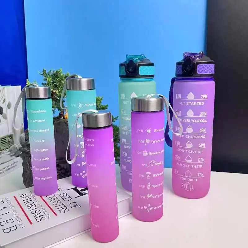 Wholesale Portable Food Grade Outdoor Sports Water Jug 32OZ 1000 ML Reusable Motivational Plastic Water Bottle With Time Marker