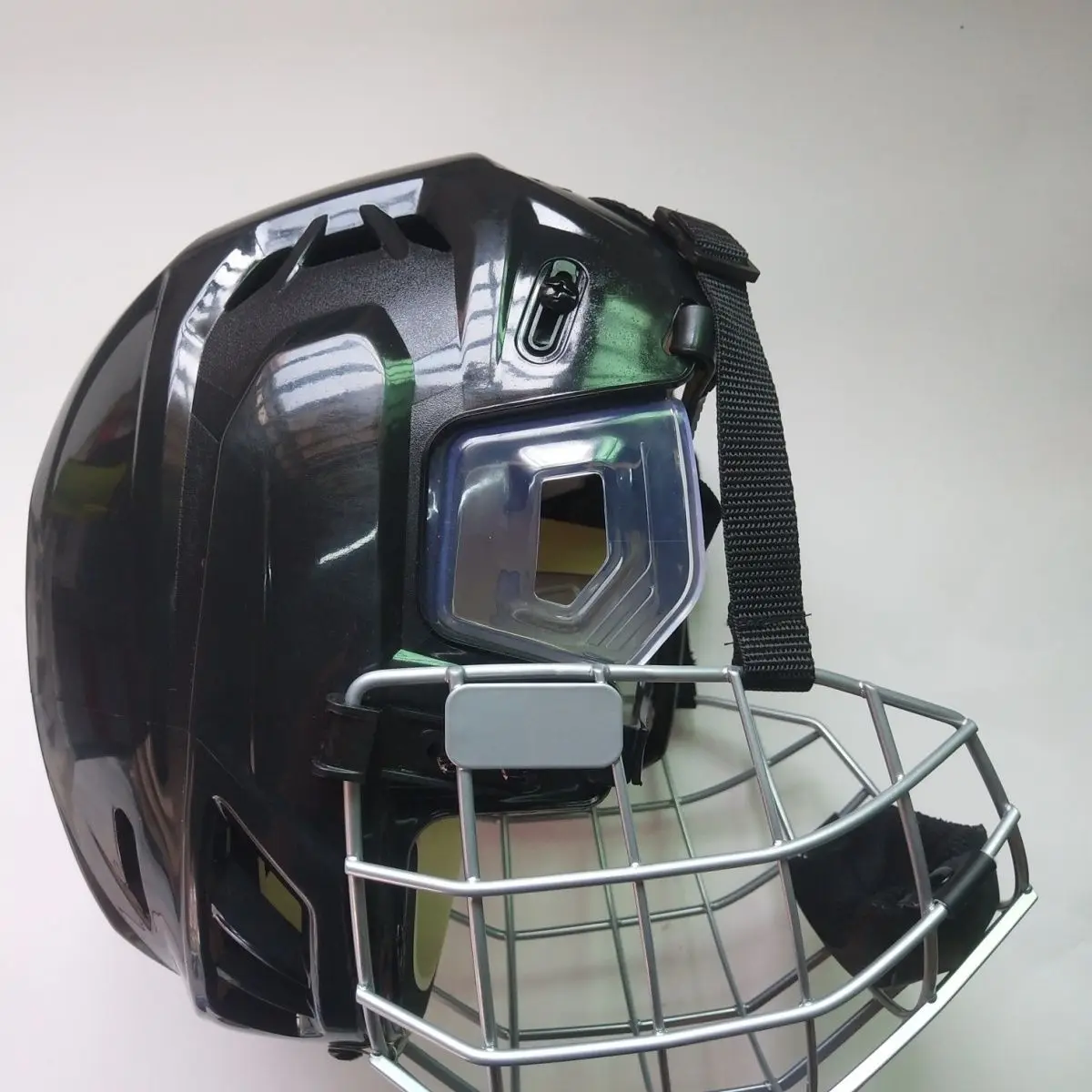 Sports Protective Land Hockey Ice Hockey Helmet with Masks