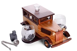 Amazon Hot Selling Old fashioned Vintage car Liquor Whiskey Decanter with Two Globle Tumbler Glass cup set