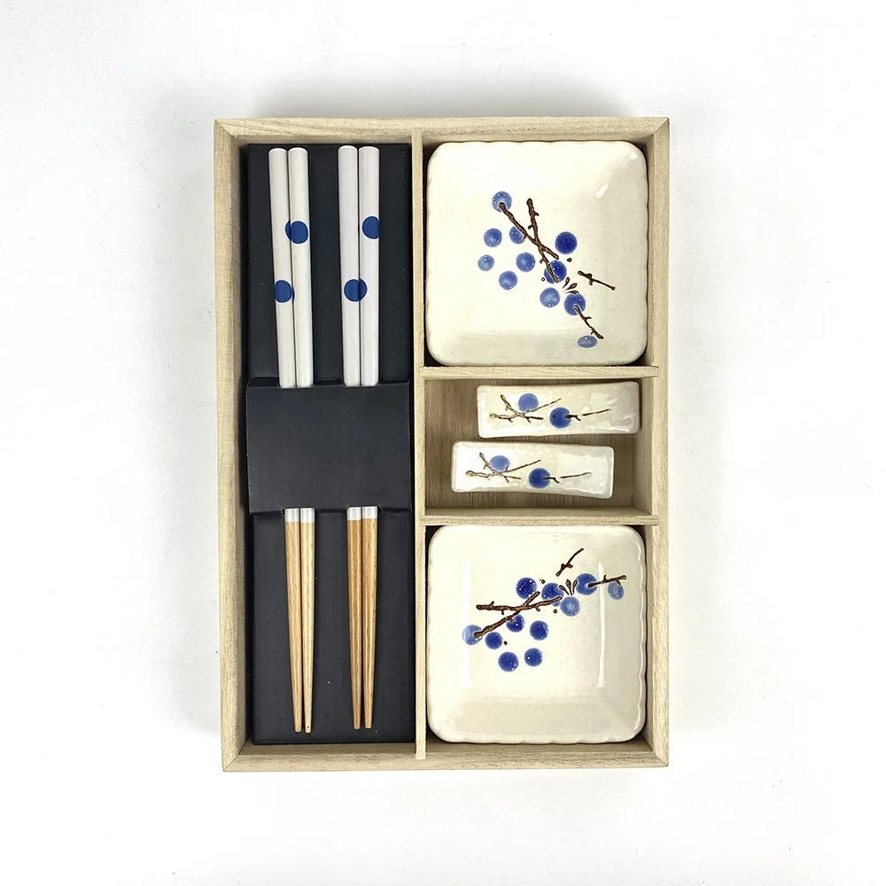 New Design Classic wood box white and blue Ceramic Dish with chopsticks Porcelain  Plate Small Sauce Dish  dinnerware set