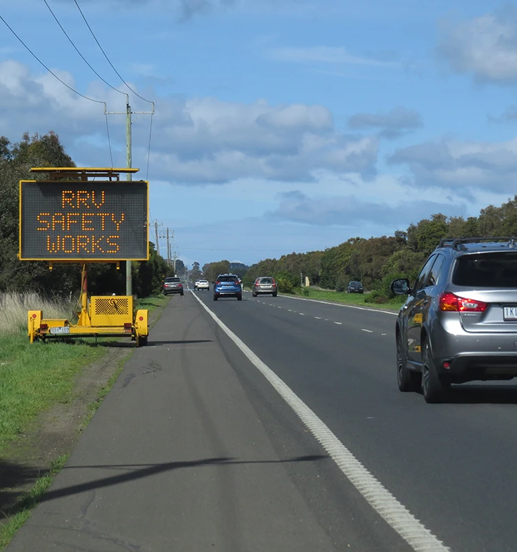 Led Lights Variable Message Sign Display Board Solar Traffic Amber Vms