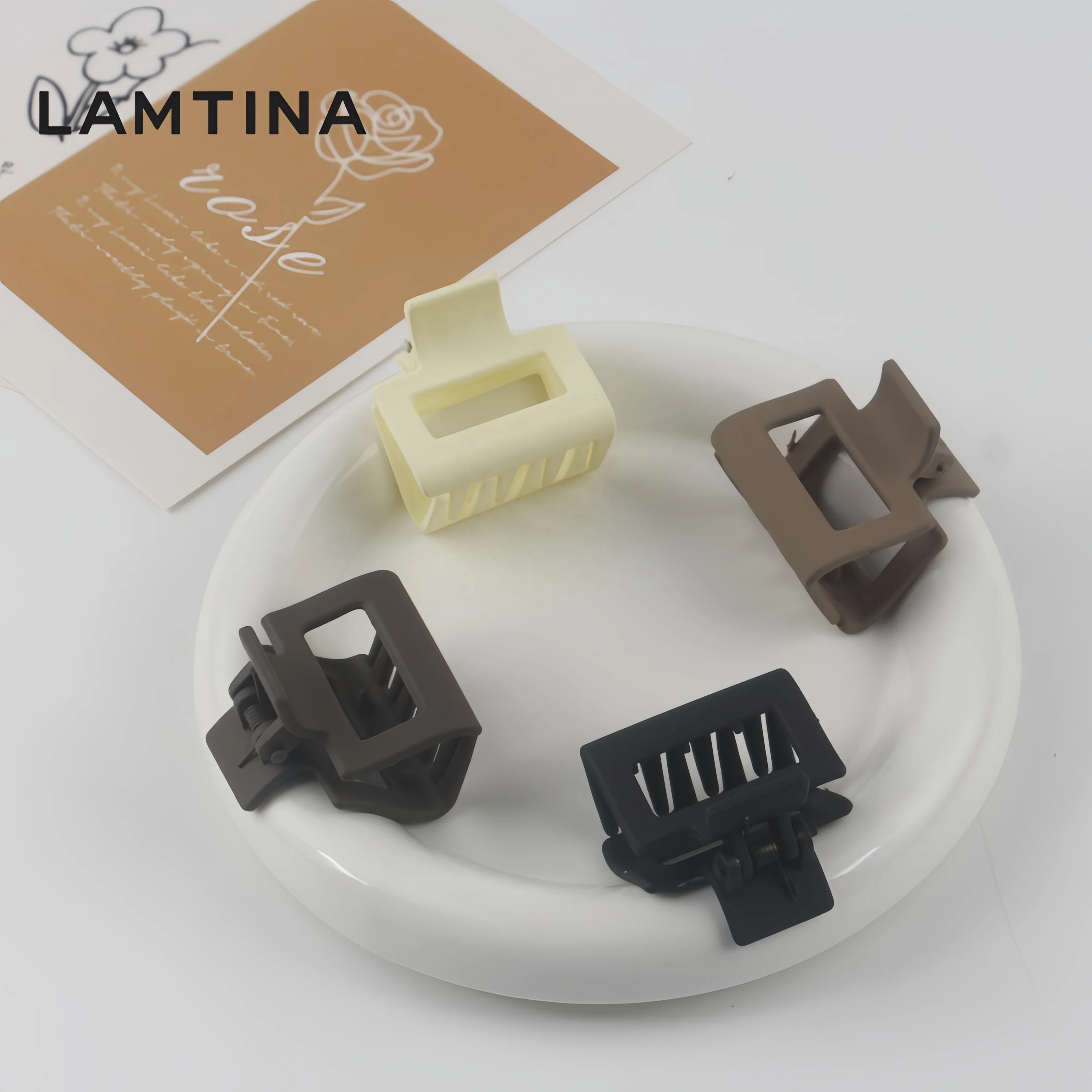 Hot Selling Rectangle Square Non Slip Claw Clips Small Plastic Hollow Hair Claw Clip Ins Style Hair Accessories