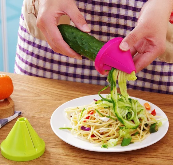 Vegetable Slicer Handheld Vegetable Fruit Noodle Maker Grater Slicer Cutters