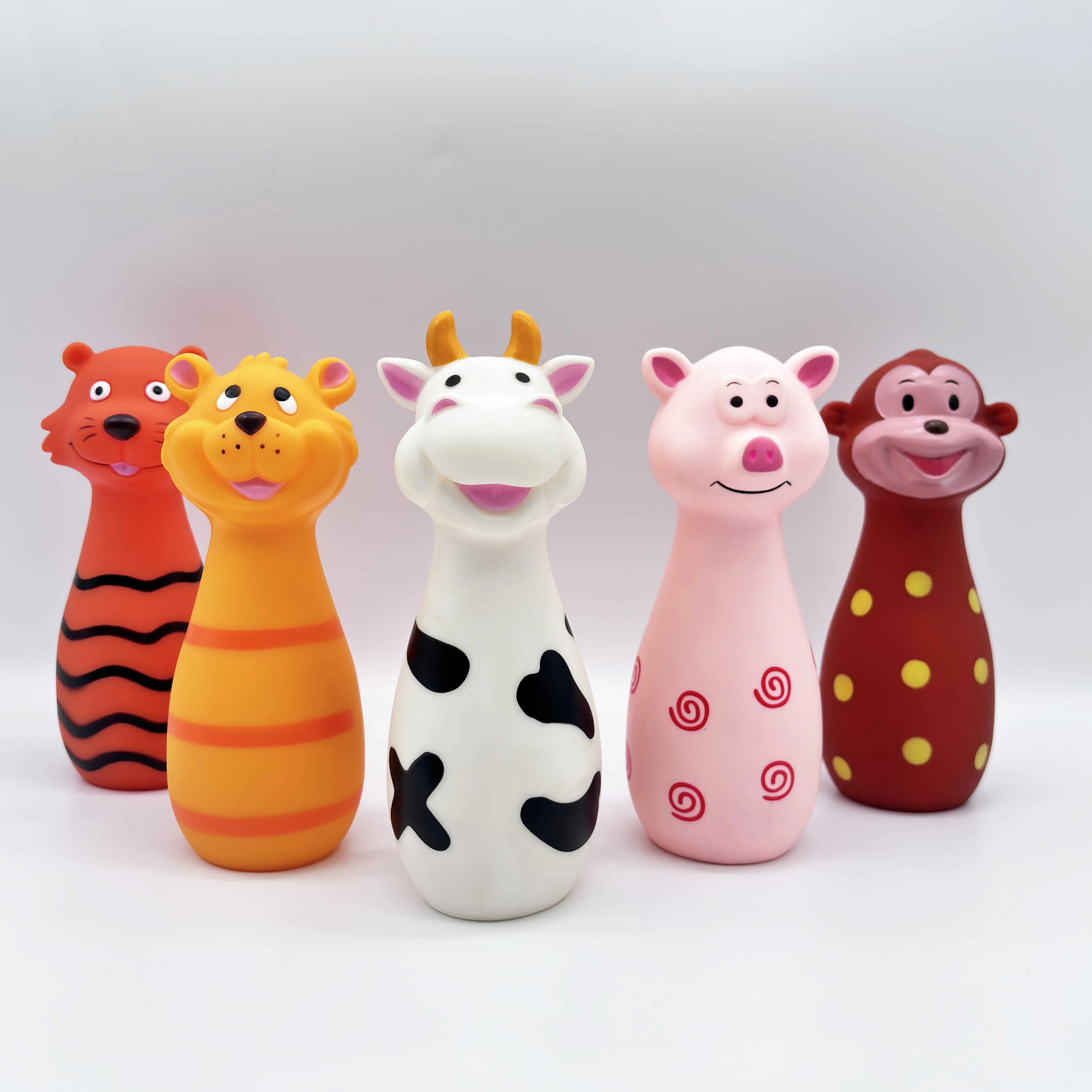 Early educational kids bowling 5 pins 1 bowling ball friends play set cartoon animal soft rubber bowling toys for toddlers