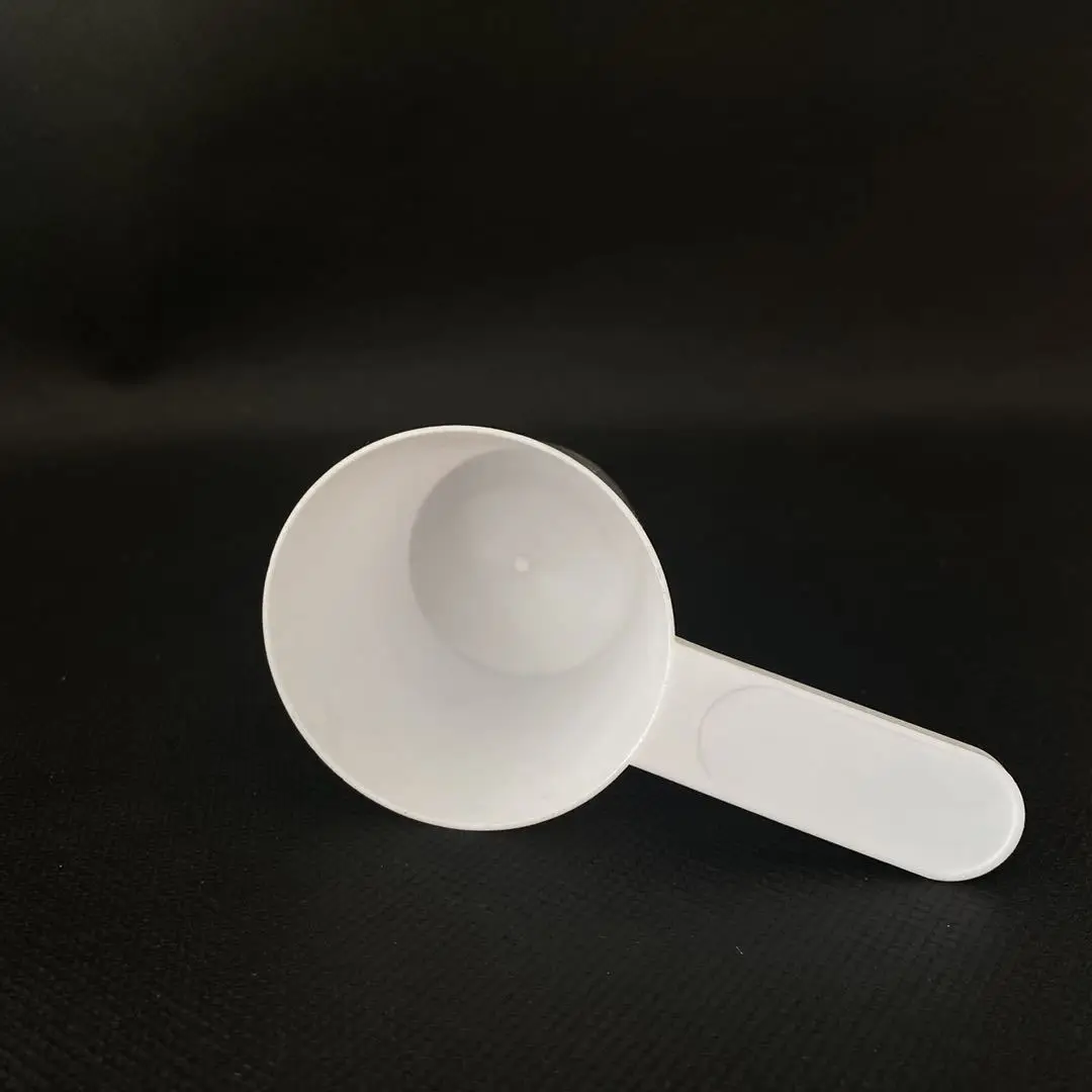 Plastic Measuring Large Spoons scoops for Powders Granules Pet Food Scoops White 75ml 37g 37.5g 75cc Flat bottom short handle