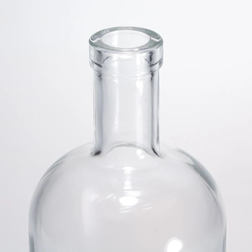 Customized 100ml 200ml 375ml 500ml 750ml 1000ml Empty Round Wine Glass Vodka Bottle With Wooden Cork