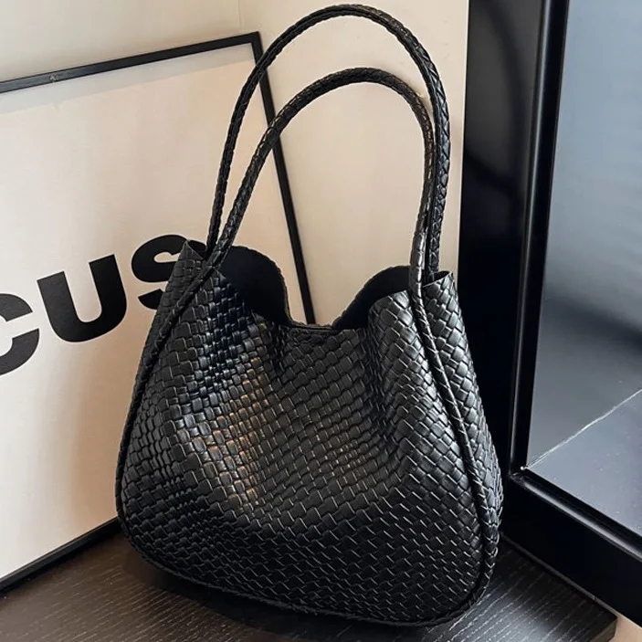 Factory Custom Wholesale Weaving Handbag Fashion Bags Simple Design Personalized Luxury PU Leather womens Shoulder Bag