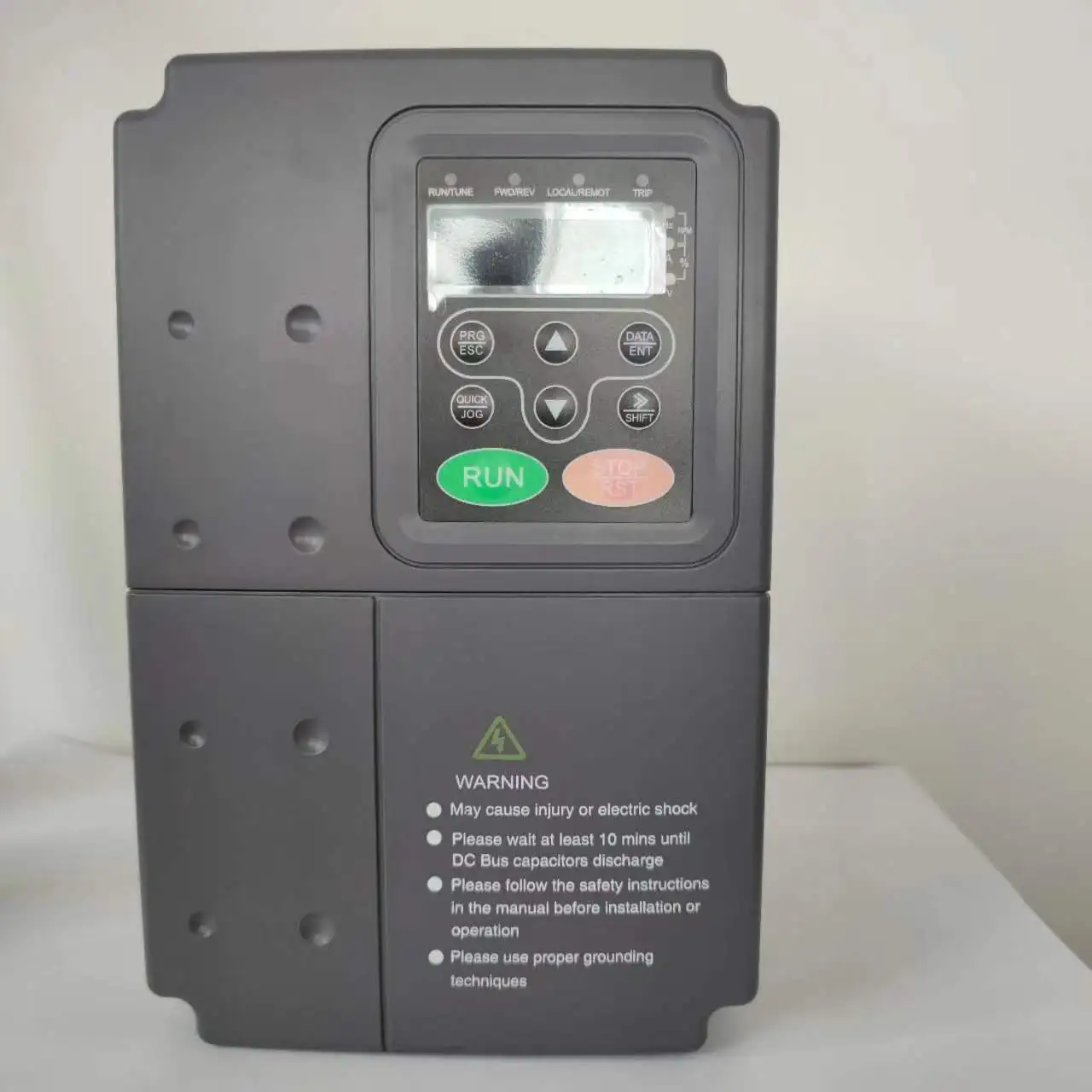 Лидирующий бренд 45kw 380V 3 фазный преобразователь переменного тока Привод VFD частотно-регулируемый низкочастотный easun солнечный инвертор воздуха для