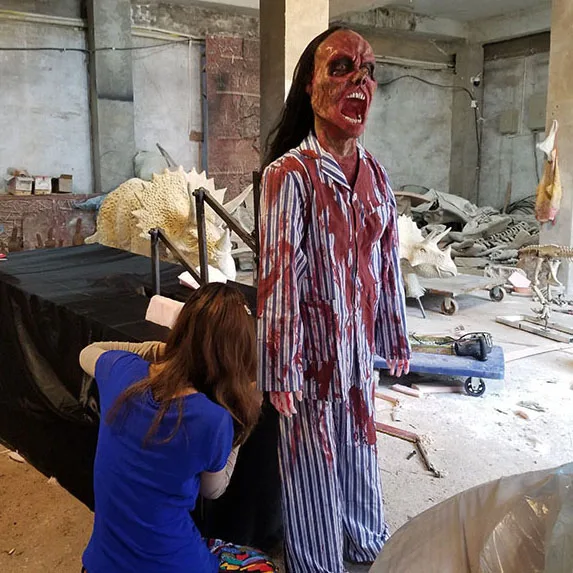 New Product Flexible Animatronic Psychiatric Hospital Ghost Model for Theme Parks DINOSKY