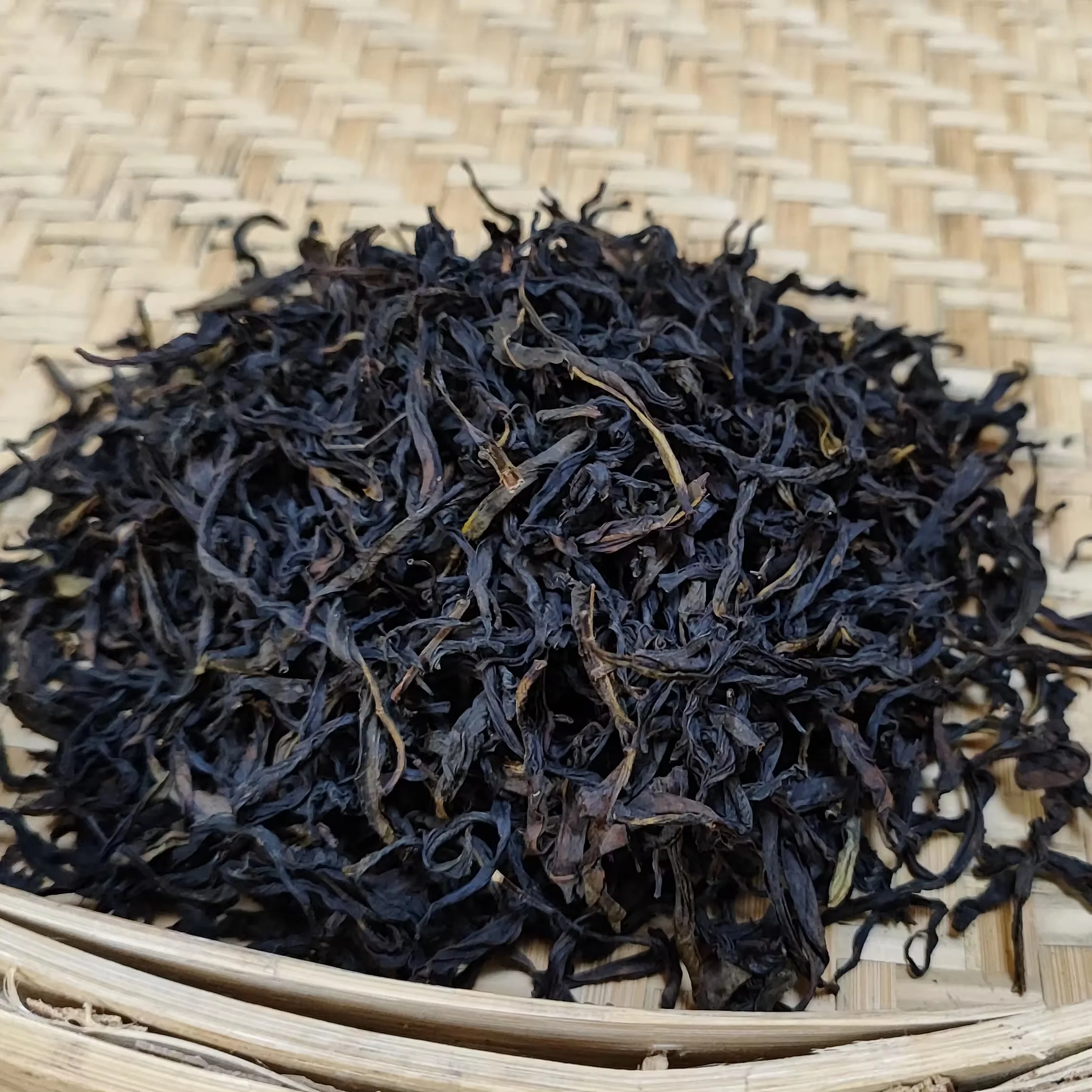 Fujian High Quality Fenghuang Dancong Oolong Tea Duck Shit Oolong Ya Shi Xiang Dan Cong Tea