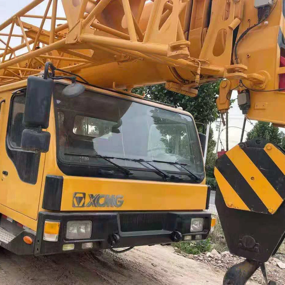 2013year truck crane used crane chinese brand XC MG QY50K 50ton used crane