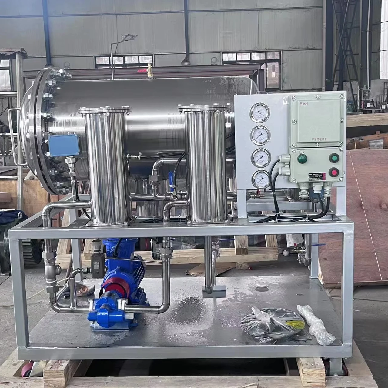 Turbine oil coalescence separation oil purifier with turbine oil filtration