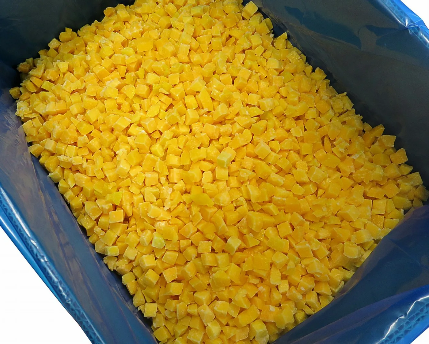 IQF Frozen Premium Quality Yellow Peach Dices Sweet Delicious Durian-type Fruit Whole Water Bulk Packaged Cubes Chunks Blocks