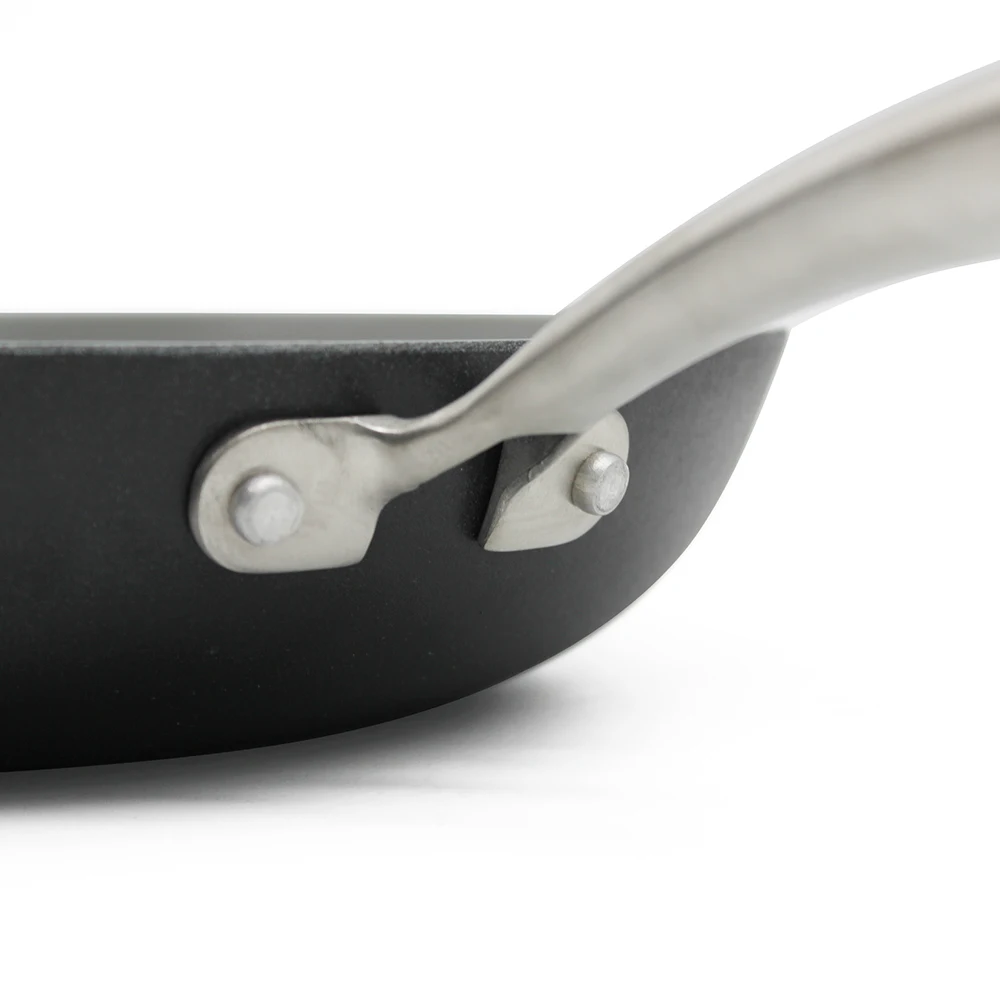 New Non-Stick Frying Pan High Quality Cookware Round Skillet Wholesale Custom Cast Iron Pan Light Cast Iron Petal Frying Pan