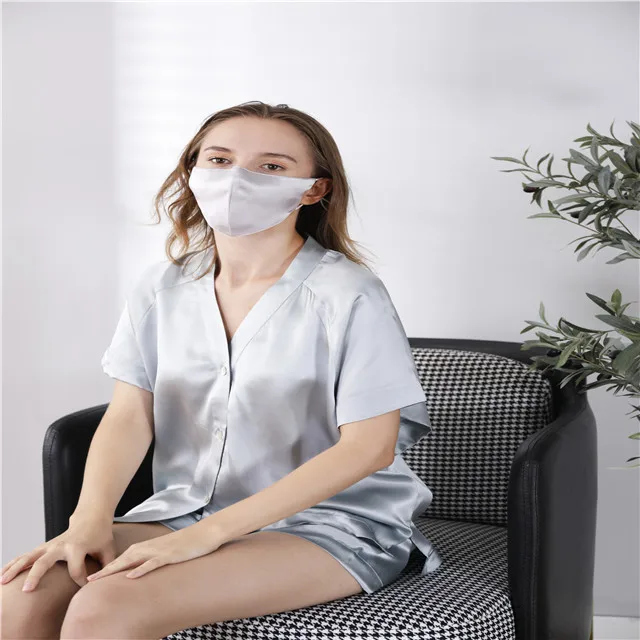 Jili 3 layer premium mulberry silk black Silk Face Mask with filter available