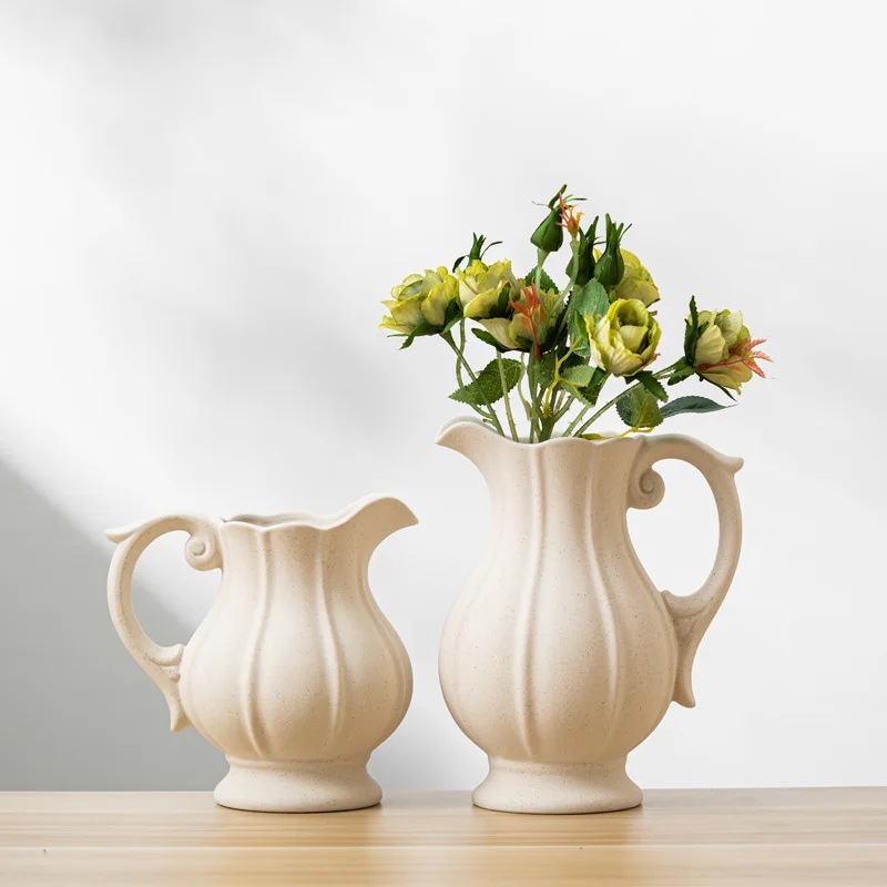 New Design Ceramic Beige Vase Nordic Decor Table Ornament Kettle Jug Flower Vase Handmade Ceramic Clay Floral Vase