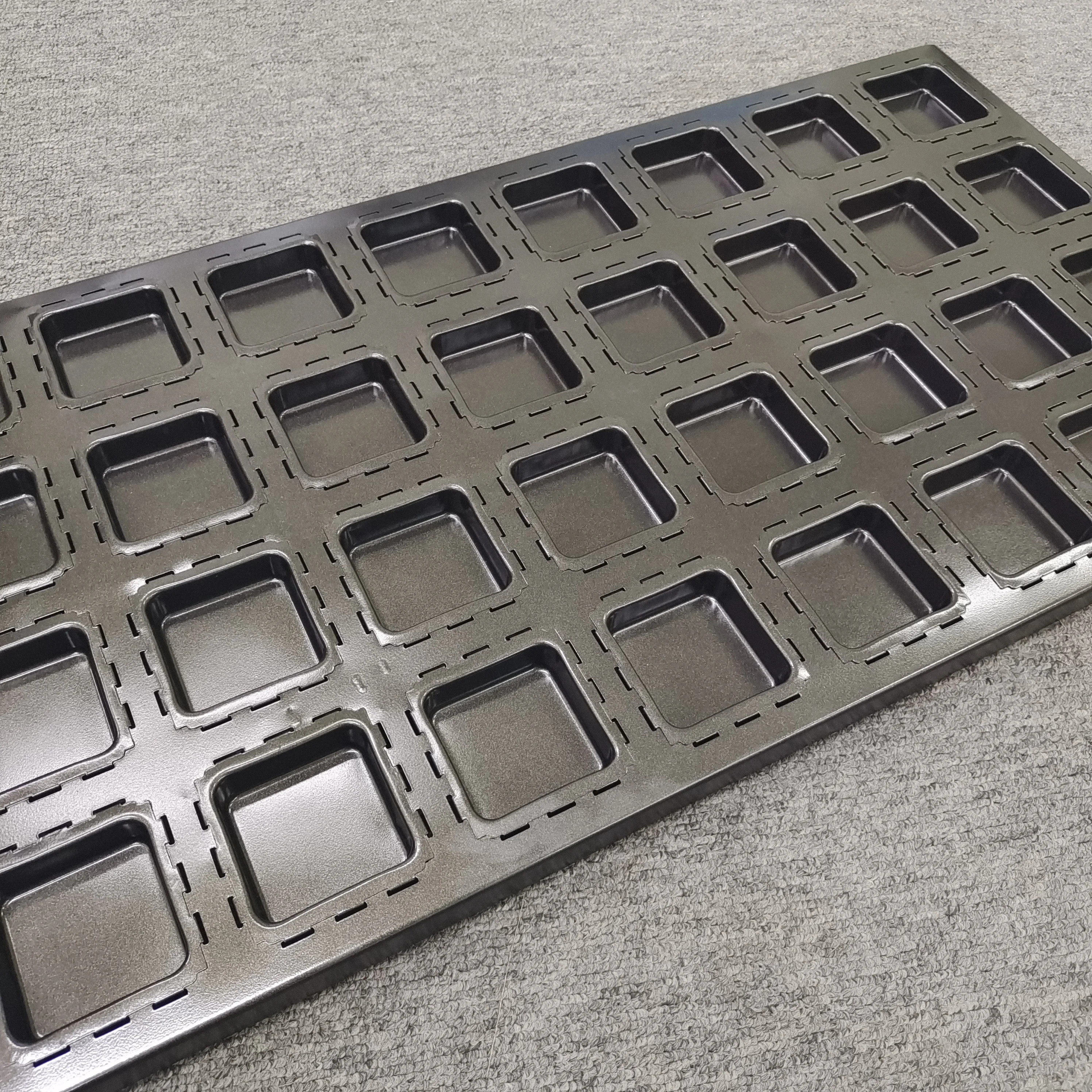 Custom  cake  baking tray silicon cupcake tray muffin pan  semi-sphere cake tray brownie  cake mold