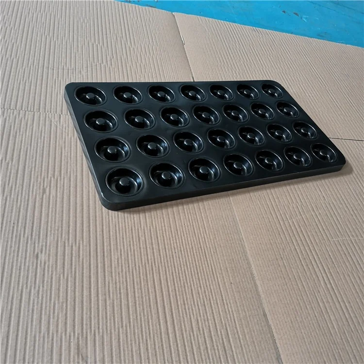 Whole Sale Non-stick Metal Bakery  Tray  Donut Cake Pan Baking Donut Mold