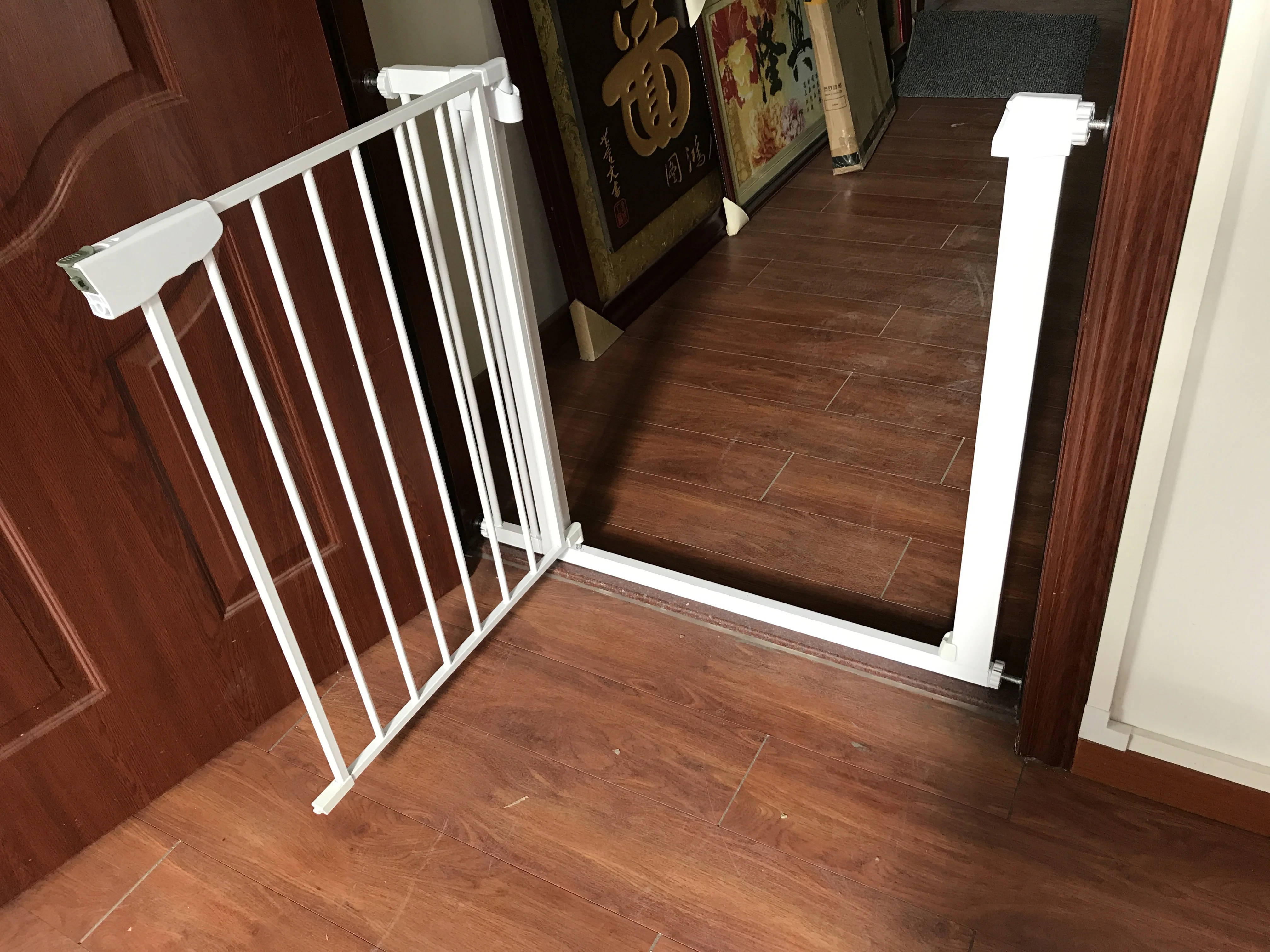 ODM Adjustable Metal Safety Baby Gate High Quality Abs Portable Baby Safety Gate Fence Protection Children Baby Barrier