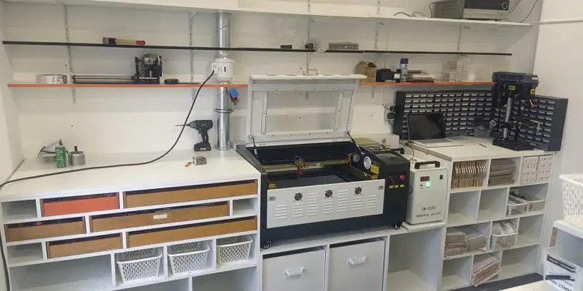 HT460 Gantry Type Laser Engraving and Cutting Machine for Restaurant Diverse No-Metal Materials Crystal Supports DST Format