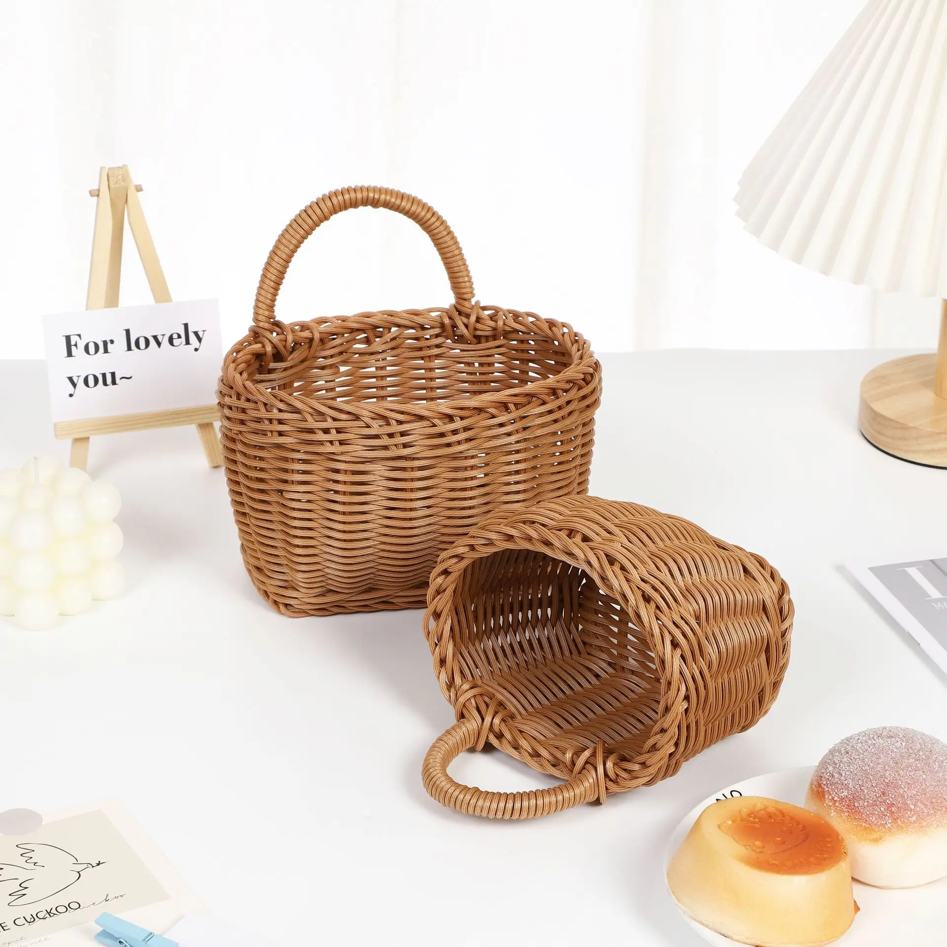 New Hot sale washable out portable retro wall basketball durable storage hanging flower basketball plastic rattan basket
