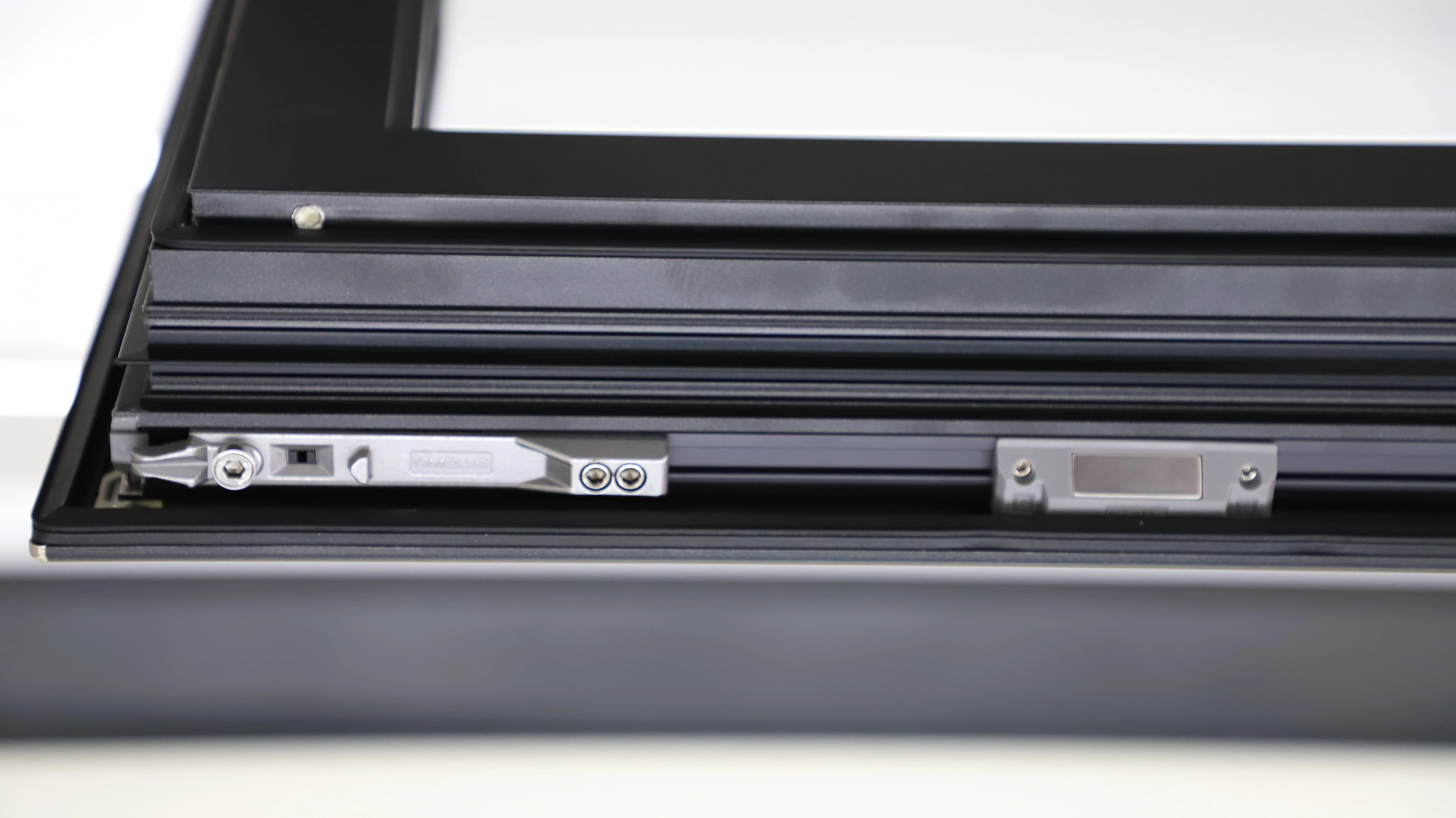 HIMOLON China Factory Aluminum Casement Windows Double Glass Heat Insulation Tilt Open Window with Flyscreen