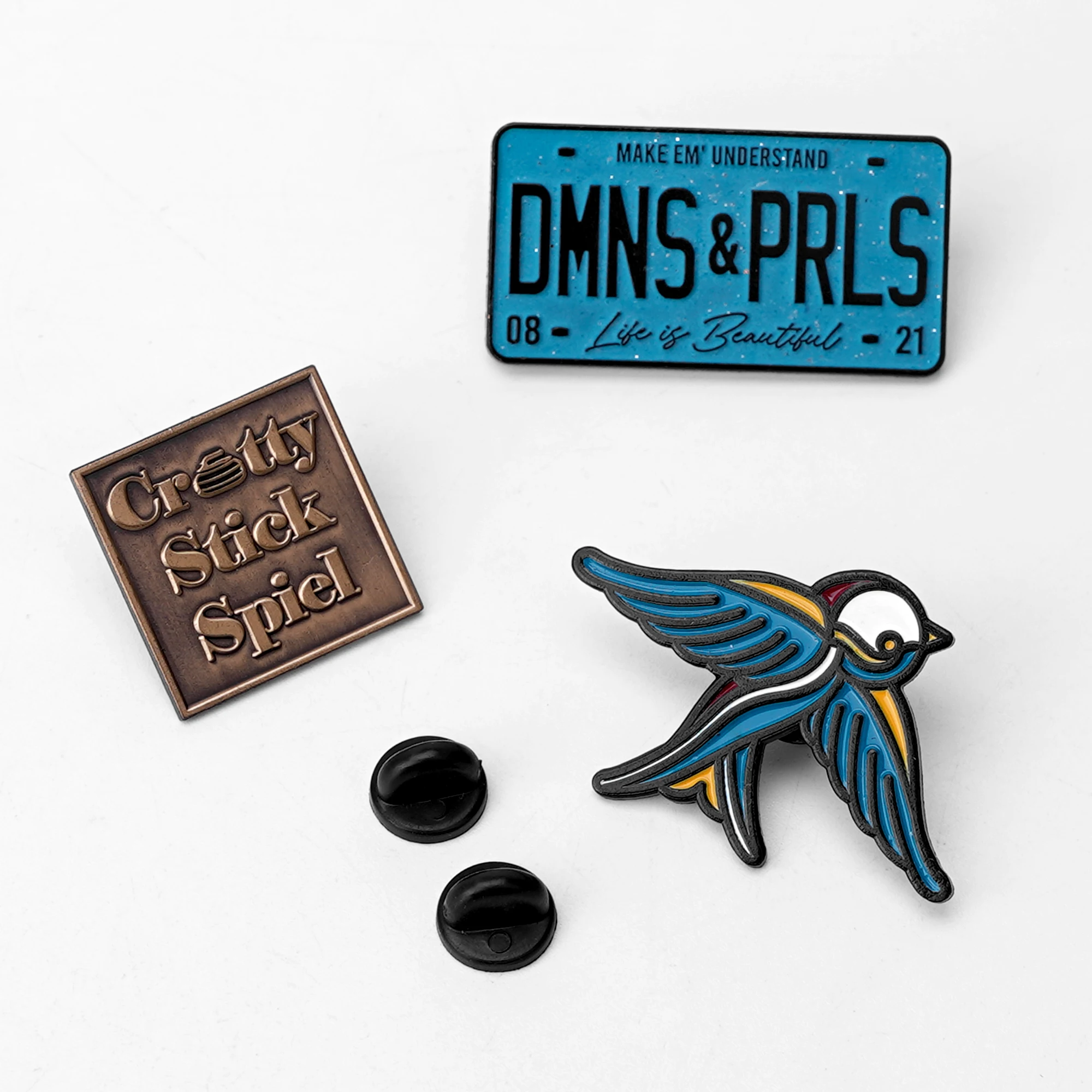 Bulk wholesale custom metal zinc alloy iron enamel lapel pin