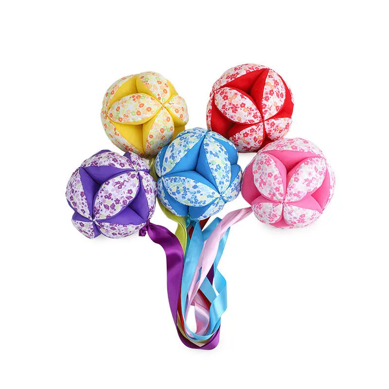 Для неактивного руки захватывают Мягкие плюшевые мяч кровать подвесных шаров для занавесок ткань мяч для коляски