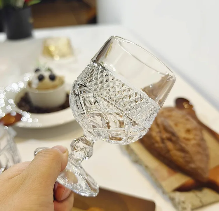 Embossed goblet Champagne Flutes Wine goblet Cup unique diamond Crystal red wine glass