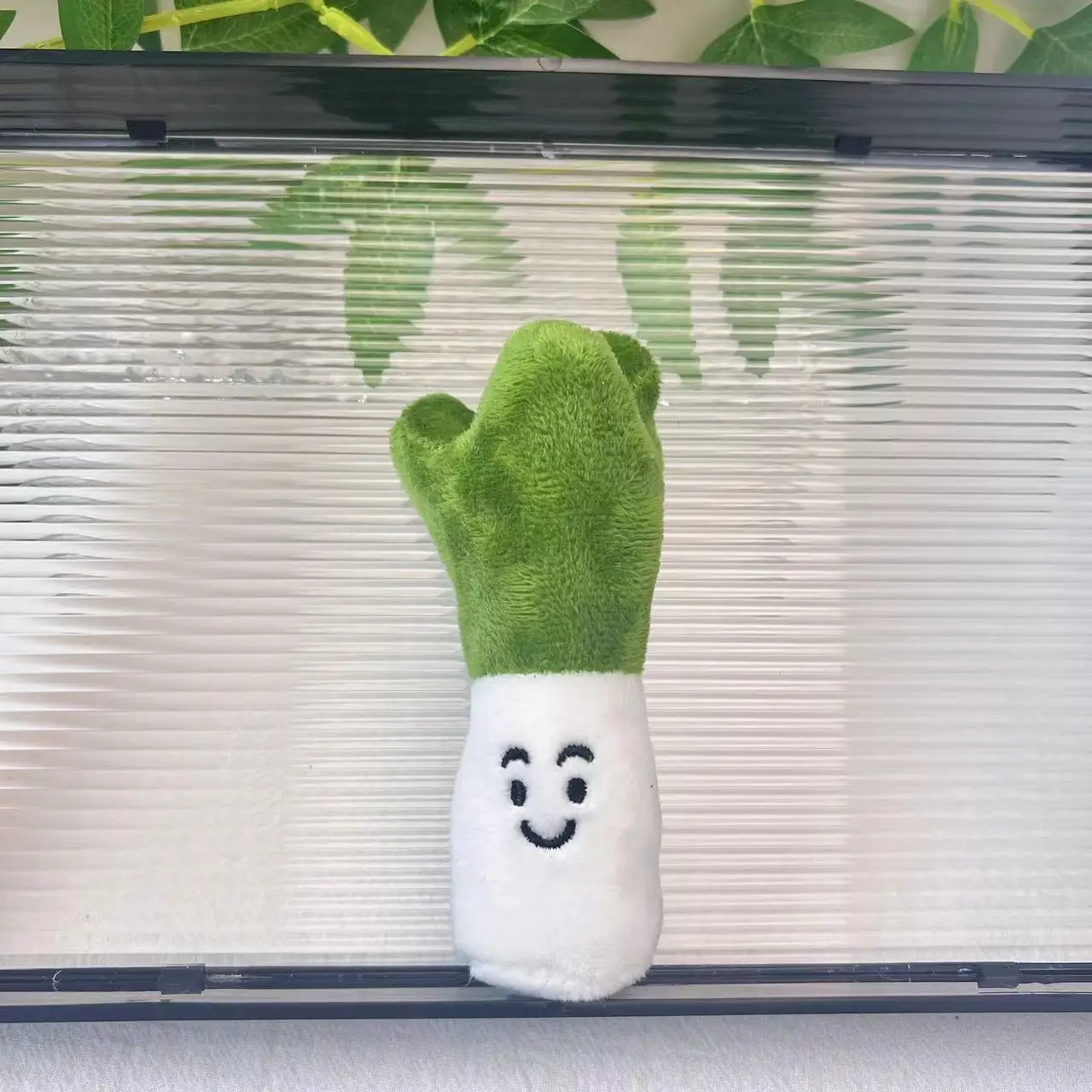 Creative vegetable pendant onion ginger garlic pepper plush toy key chain doll claw machine doll 4 inch doll pendant