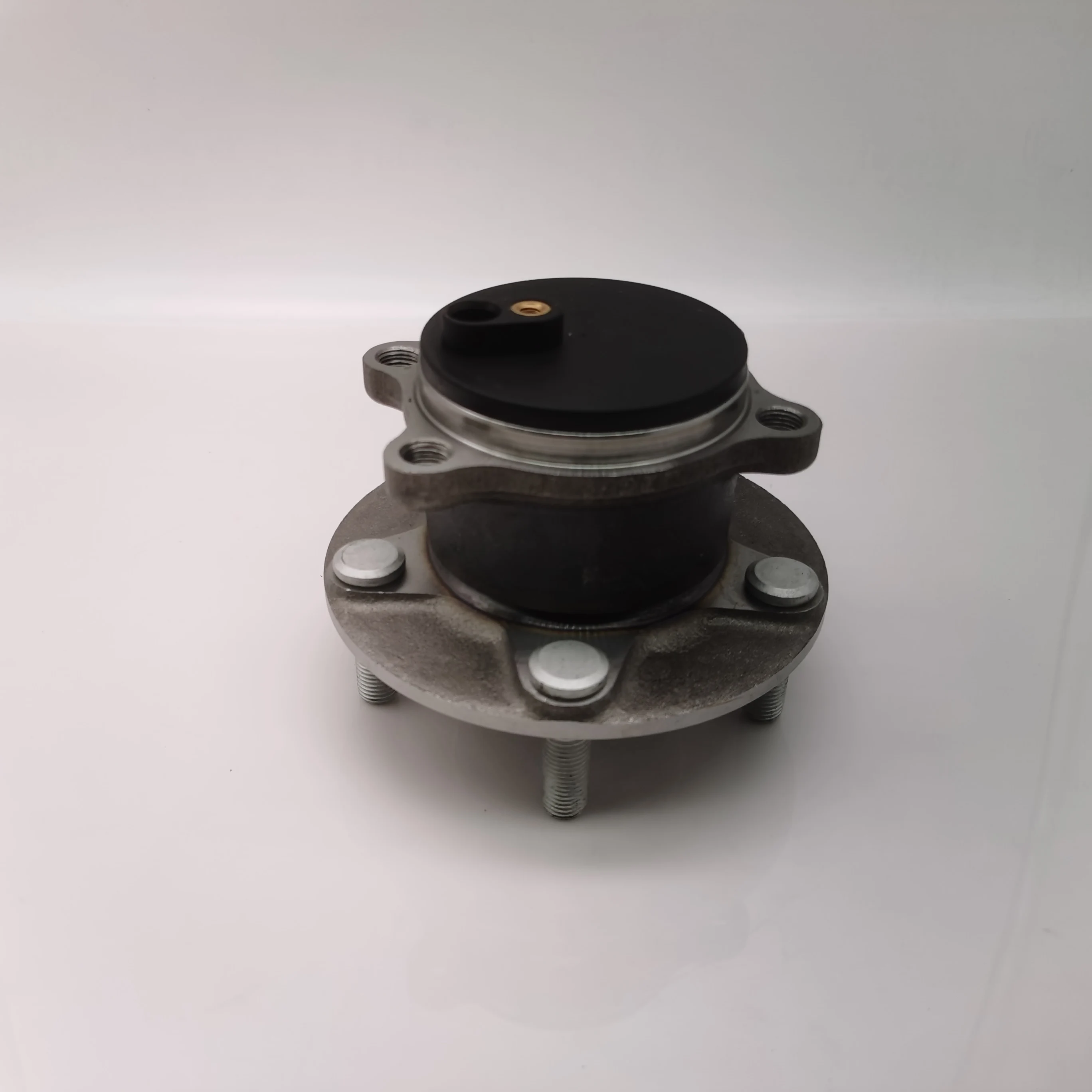 Rear wheel hub bearing for Mazda 3 6 CX-5 B45A-26-15X