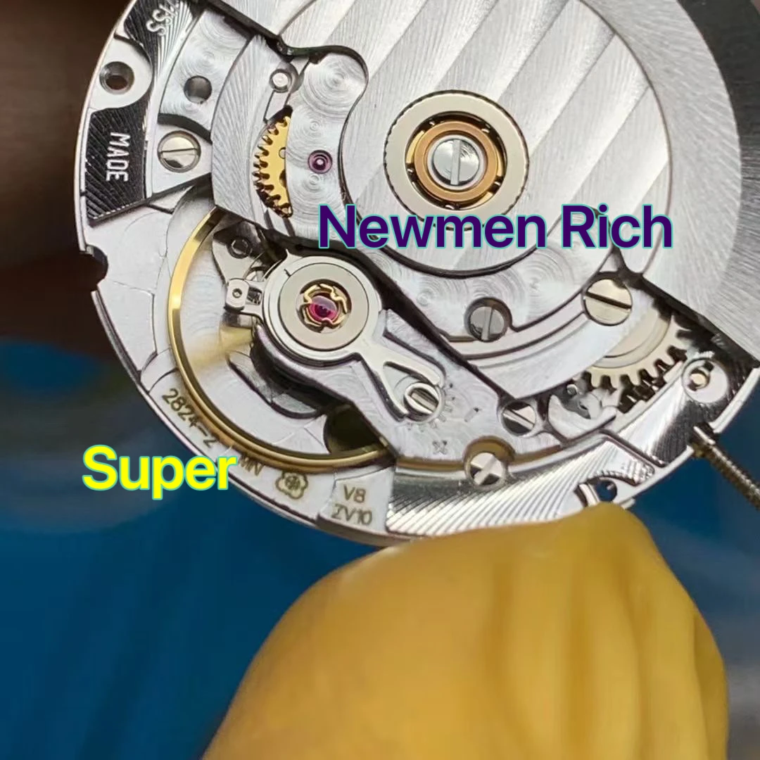 3A Luxury Quality Noob Factory Clean Factory Super Clone Swiss Watches Eta 3135 Movement Luminous Diving Watch