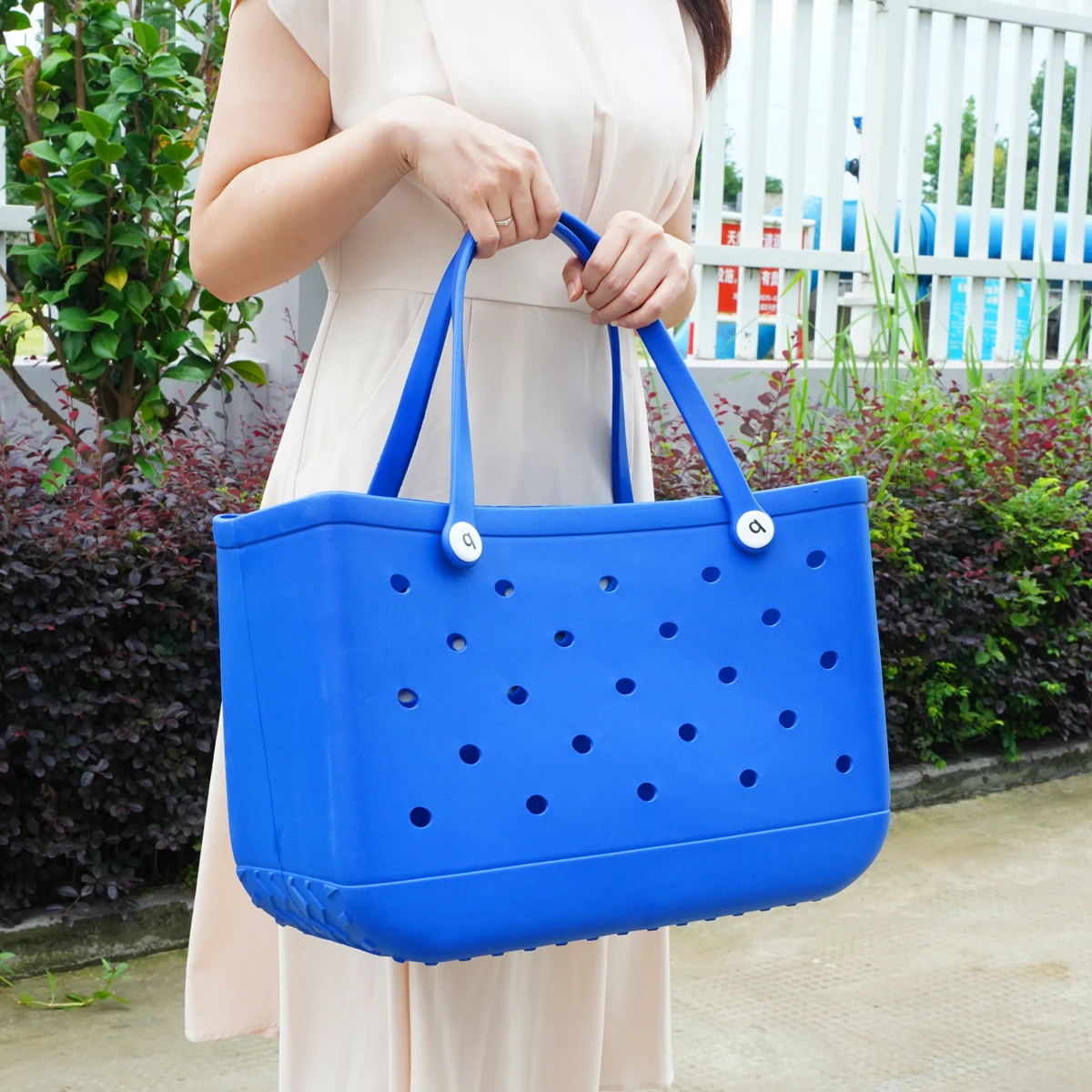 2024 Hot Sale Fashion Travel Summer Rubber Shoulder Waterproof Eva Plastic Handbag EVA Basket Beach Silicone Bogg Tote Bag