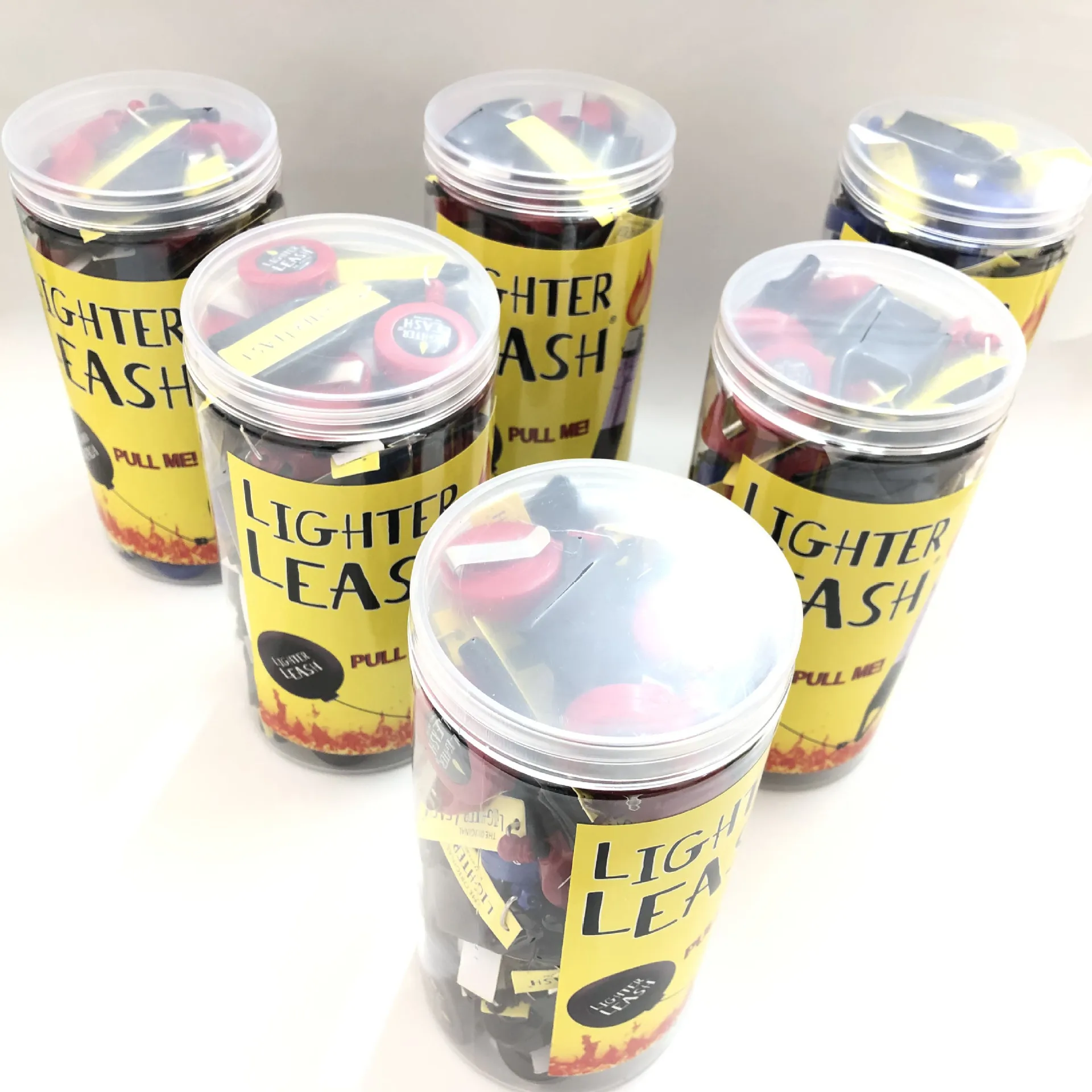 wholesale Custom logo round mini premium retractable keychain clipper safe clip holder lighter leash