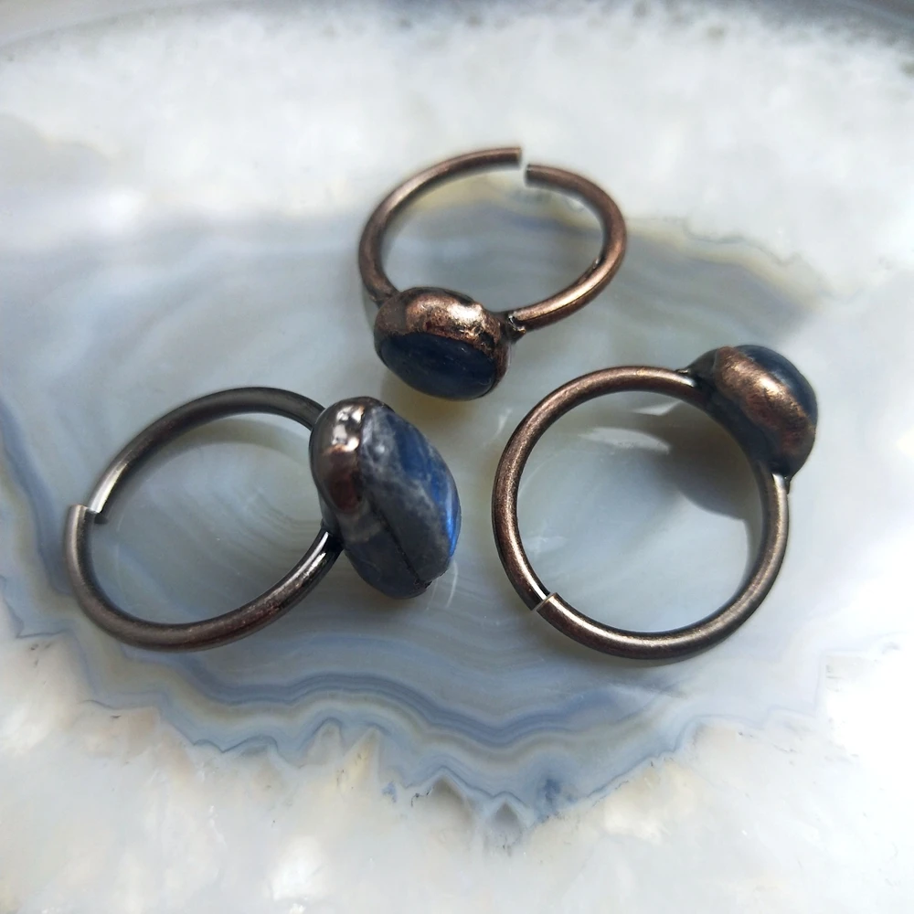 Natural Single 12 Zodiac Gemstone Blue Kyanite Crystal Birthstone Ring Antique Bronze Adjustable Fashion Rings Women men Jewelry