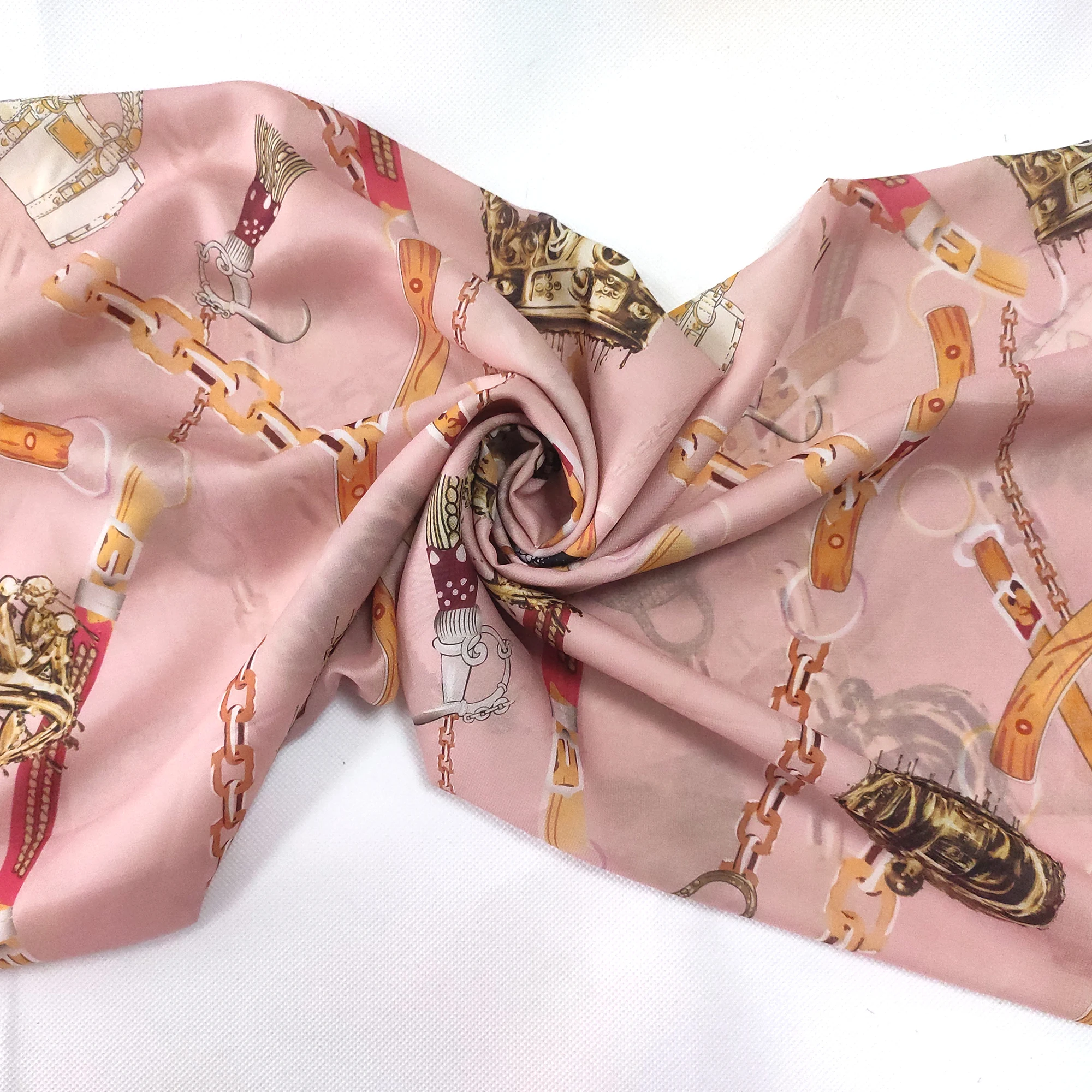 Leopard Print woven polyester fabric italian chiffon polyester fabric for upholstery