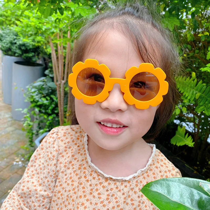 FanYue wholesale fashion cute Sunflower 2022 sunglasses baby children shades boys girls sunglasses kids flower sunglasses pink