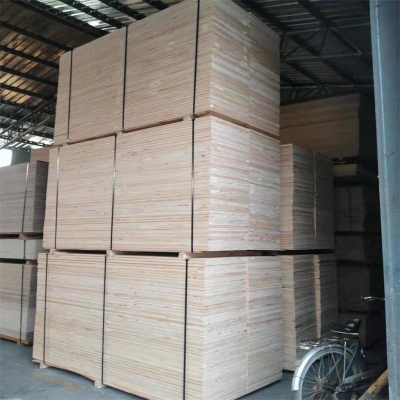 27mm thick yellow color painted full radidate pine plywood three ply construction plank