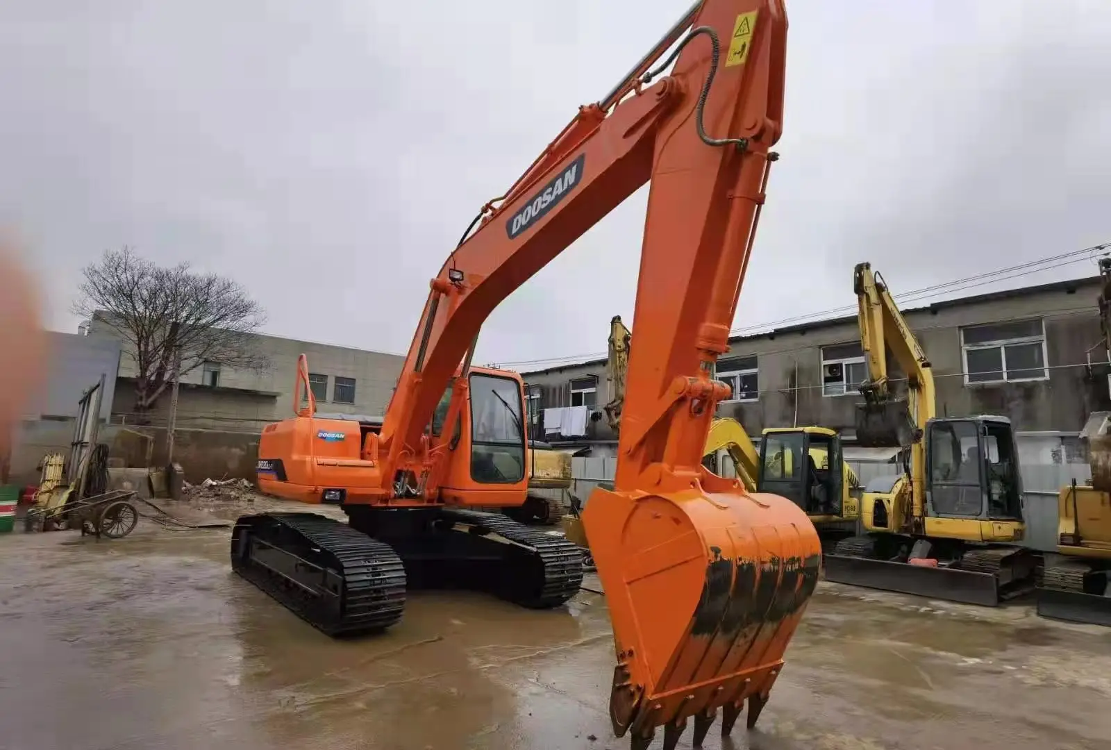 Used Original Korea Doosan Excavator for Sale Doosan dh220lc Construction Equipment Doosan dh220 Excavator for Sale,japan